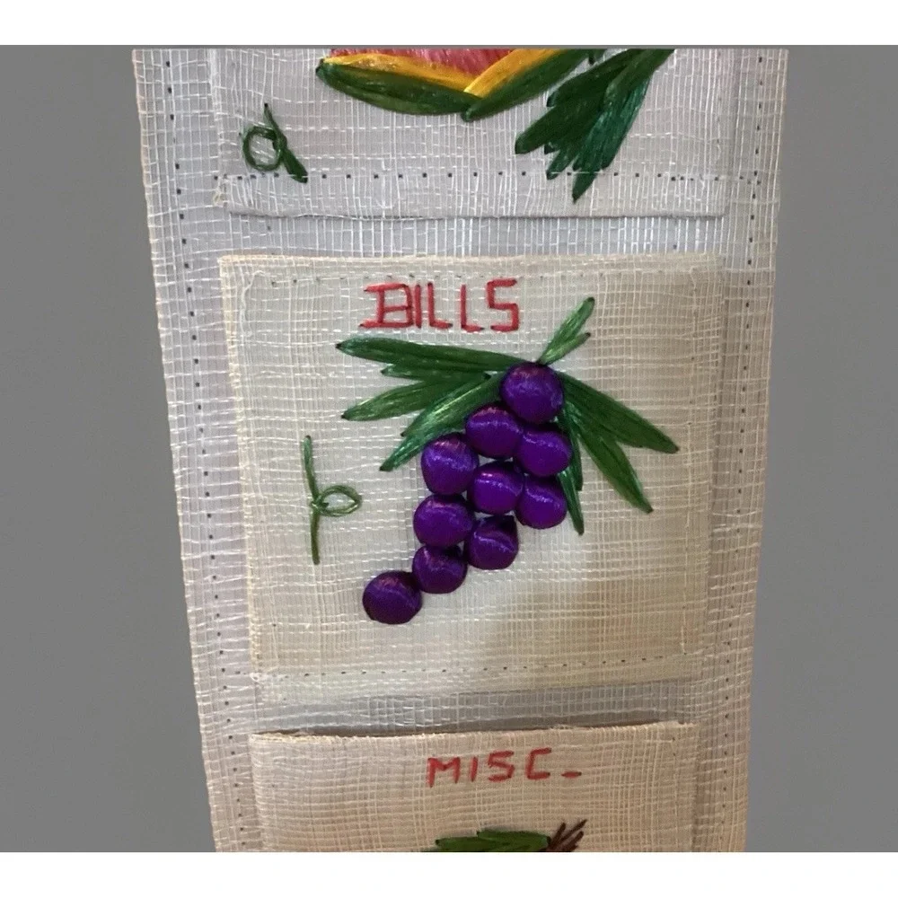 Vintage Woven Straw Wicker‎ Mail Holder Organizer Kitsch 18